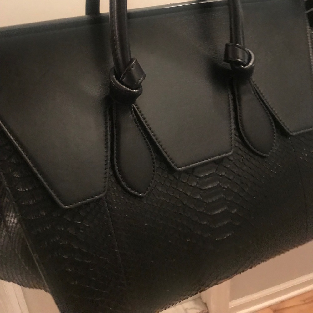 Authentic python leather With Calfskin Trimmer - Picture 11 of 15